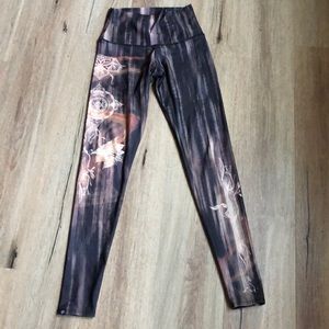 Onzie High-wasted full length leggings